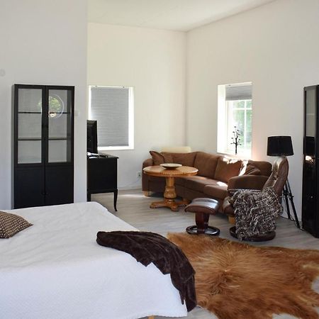 Beautiful Apartment In Lagan With House Sea View المظهر الخارجي الصورة